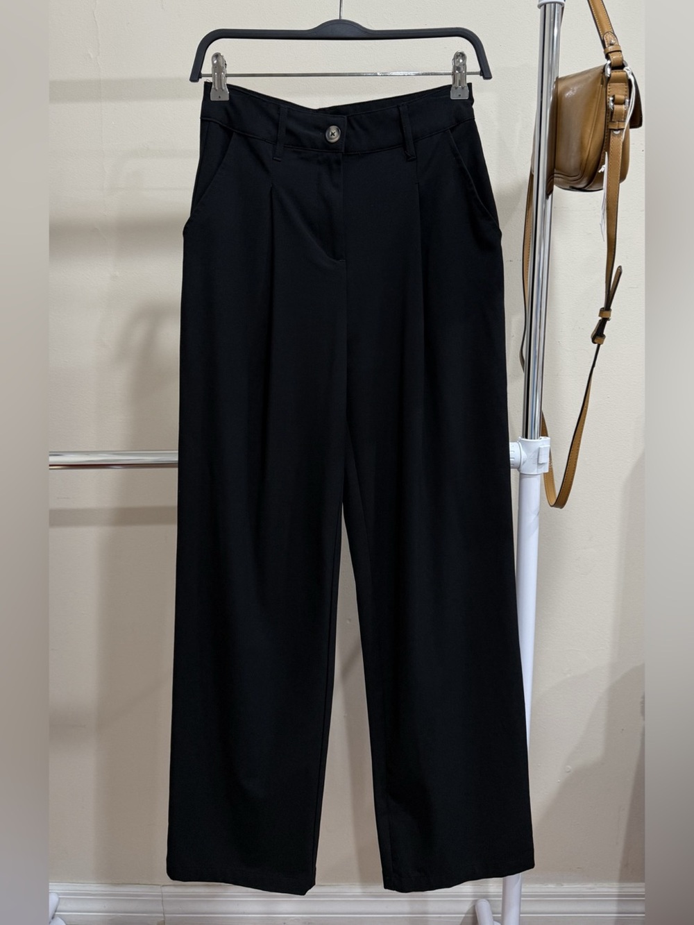 Wild Fable Black High Rise Pleated Wide Leg Pants Size 2